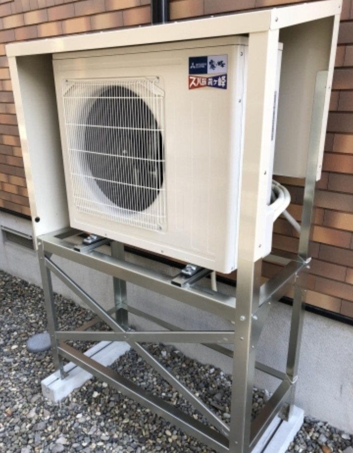 室外機（スタンド設置）施工事例